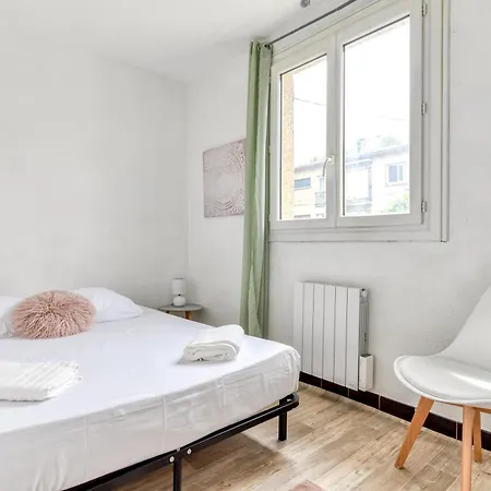 Le 282 * Carcassonne