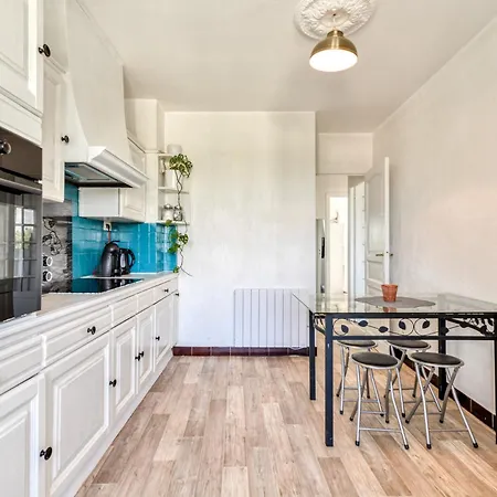 Le 282 Apartment